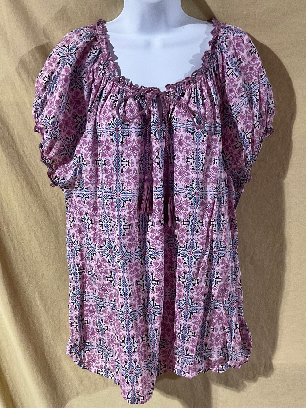 ellos Size L Pink Mosaic Tie-Neck Peasant Top